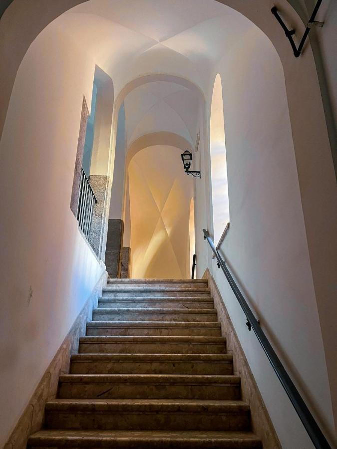 דירות Chez Marie Napoli מראה חיצוני תמונה