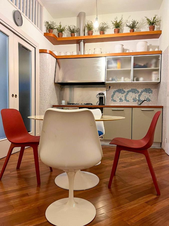 דירות Chez Marie Napoli מראה חיצוני תמונה